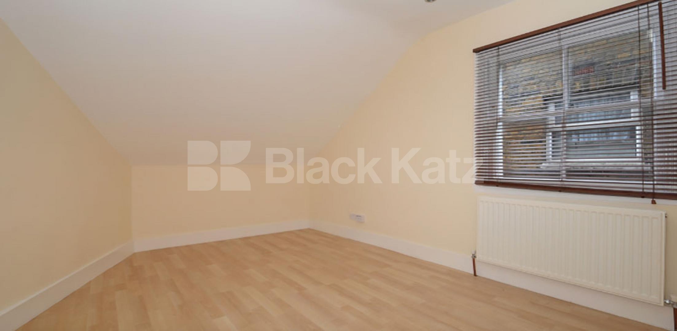 			NEW INSTRUCTION , 3 Bedroom, 1 bath, 1 reception Apartment			 Romola Road , Tulse Hill 